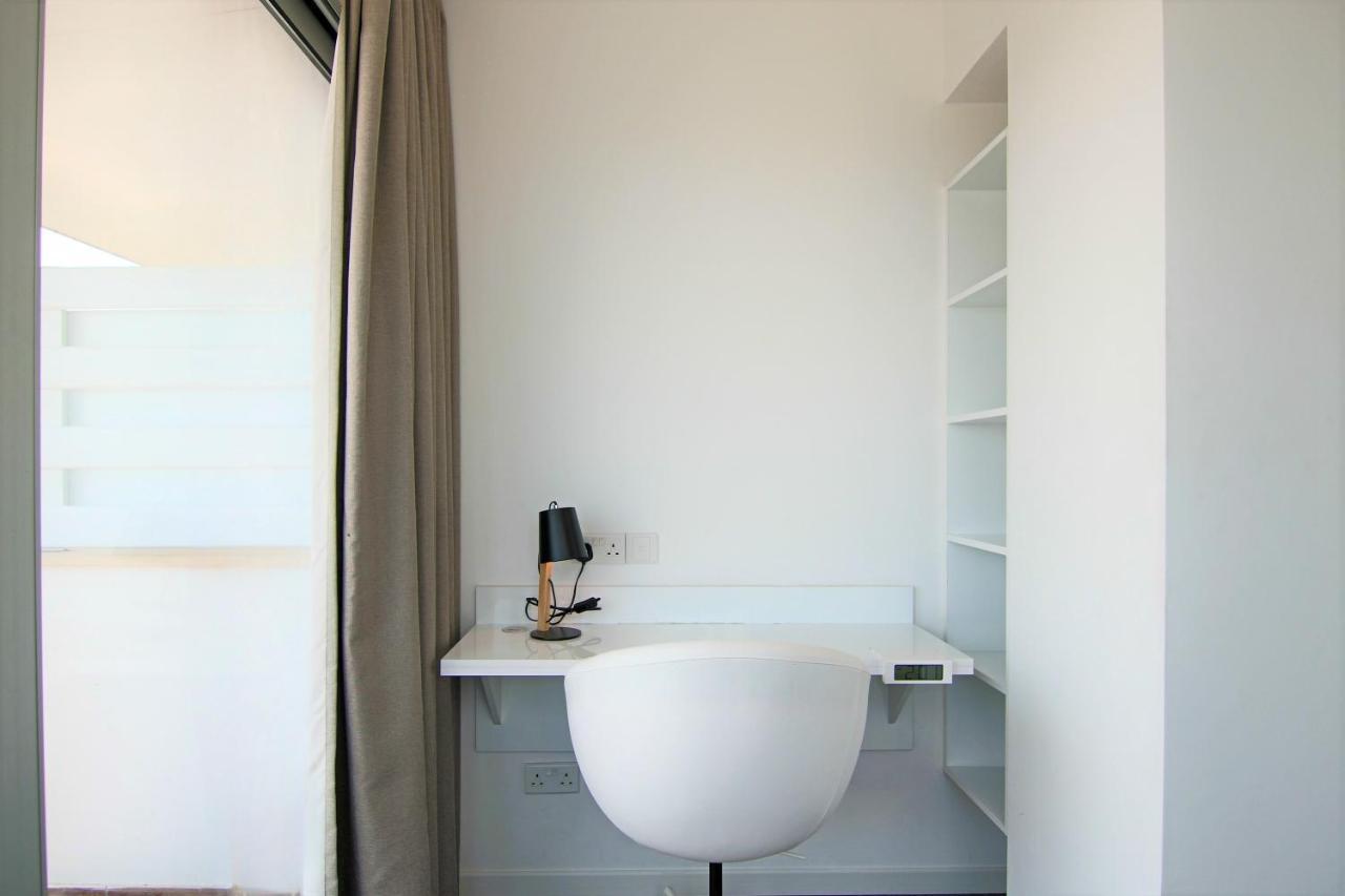 Phaedrus Living: Luxury Suite Nicosia 509 מראה חיצוני תמונה